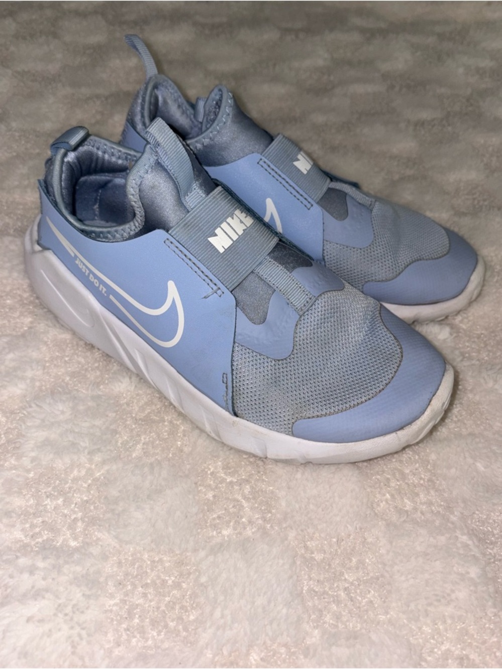 Kids Nike Flex Runner 2 Low Slip-on Sneakers in Cobalt Bliss • Size 4.5Y